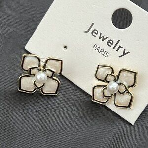 925 Enamel Camellia Earrings Paris style Womens Jewelry White Black